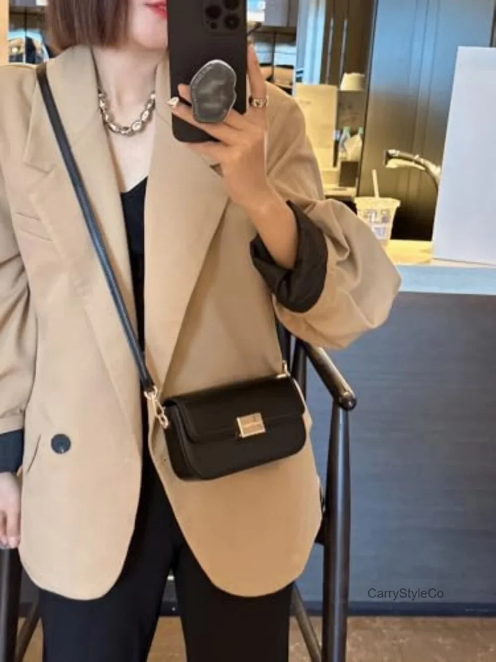 Women's Chain Crossbody Small Square Bag Designer Mini Shoulder Purse
